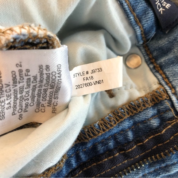 J CREW 9” High Rise Light Wash Toothpick Skinny Jeans - Picture 14 of 16